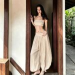 Two-Piece Sets 7132 Strapless Crop Top and Balloon-Leg Pants Set